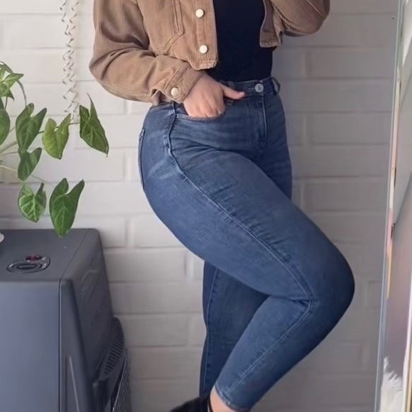 Blue High rise skinny jeans - Picture 3 of 3